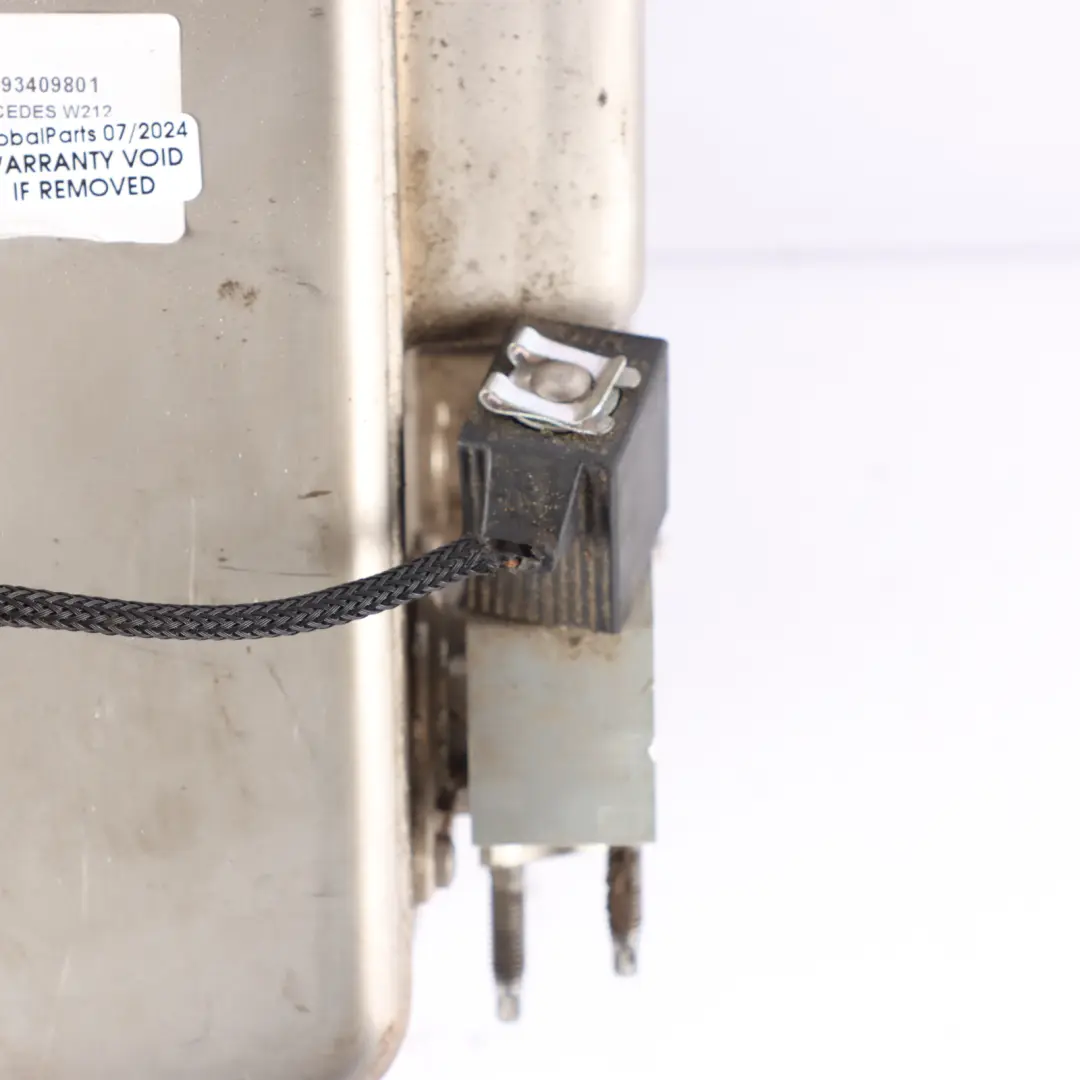 E300 Hybrid Lithium-ion Battery BMS Accumulator to Mercedes W212 with Part number A7893409801 Mercedes W212 E300 Hybrid Lithium-ion Battery BMS Accumulator - SKU rhd-A7893409801 - Part number A7893409801