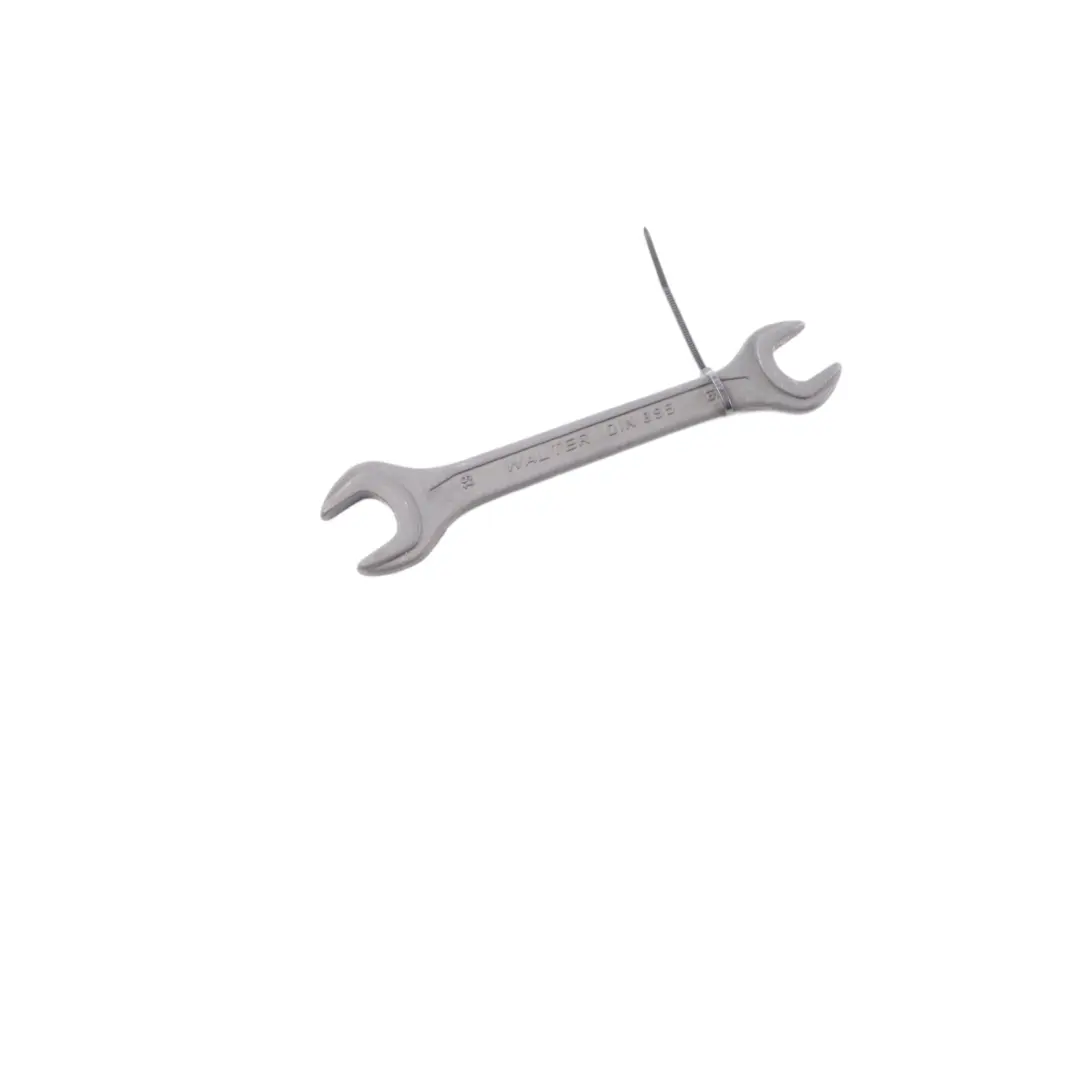 W904 W905 W906 W907 W909 Llave de ruedas 16x19 Herramienta para Mercedes con número de pieza A9015810024 Mercedes W904 W905 W906 W907 W909 Llave de ruedas 16x19 Herramienta - SKU A9015810024 - Número de pieza A9015810024