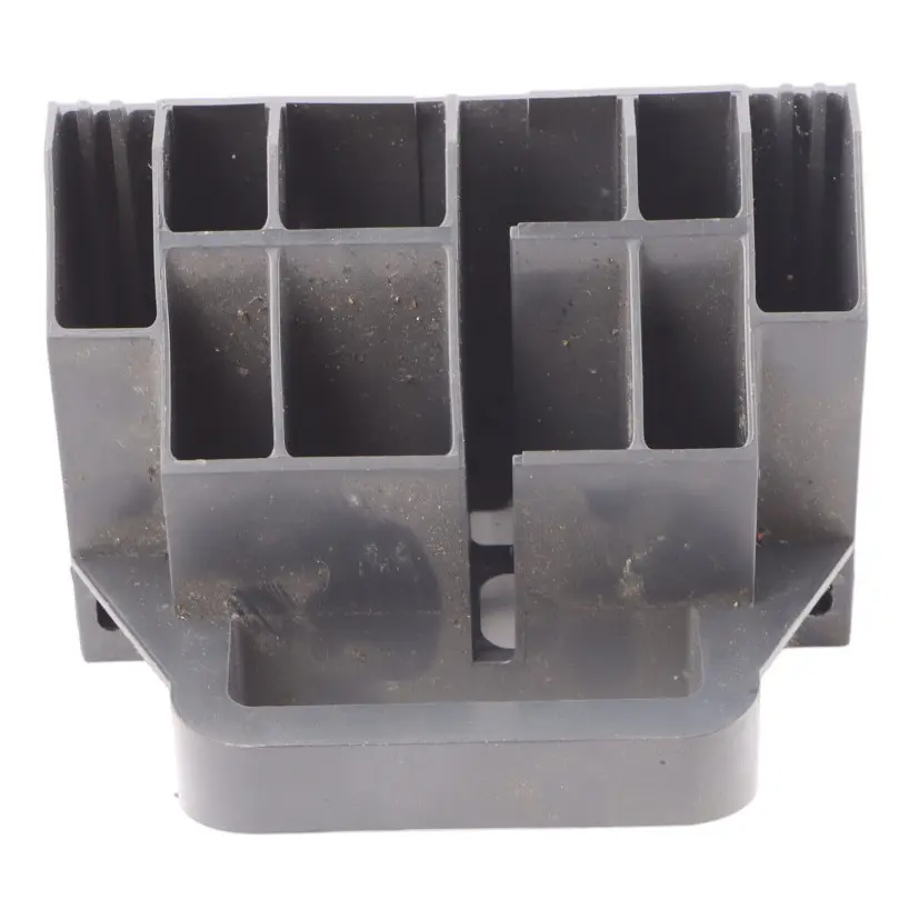 Mercedes Sprinter W906 Batterieabdeckung Rahmenhalterung Halterung - SKU A9065410740 - Teilenummer A9065410740