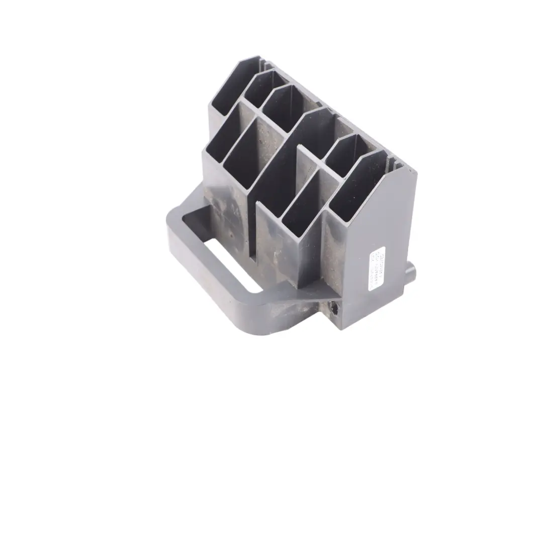 Mercedes Sprinter W906 Batterieabdeckung Rahmenhalterung Halterung - SKU A9065410740 - Teilenummer A9065410740