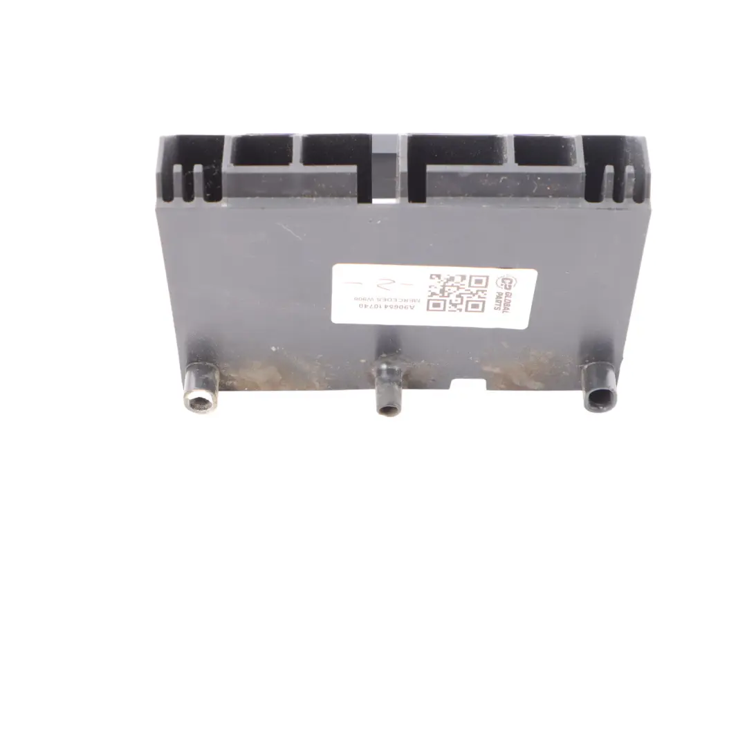 Mercedes Sprinter W906 Batterieabdeckung Rahmenhalterung Halterung - SKU A9065410740 - Teilenummer A9065410740