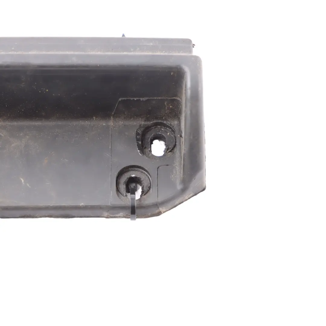 Mercedes Sprinter W906 Support pour interrupteur porte coulissante - SKU A9067330572 - Numéro de pièce A9067330572