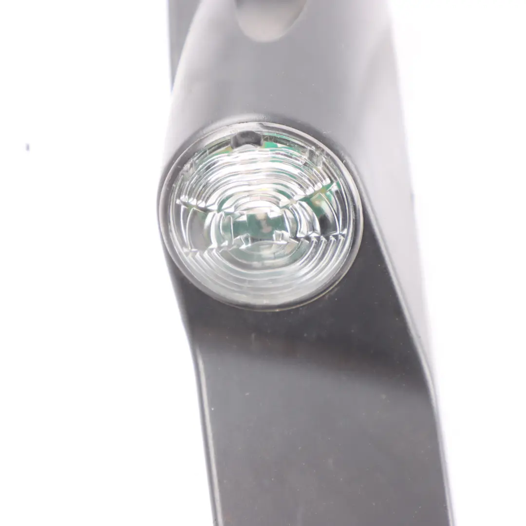 Luce Tetto Lampada Top Marker LED Anteriore Sinistra per Mercedes W906 con numero di parte A9068201656 Mercedes W906 Luce Tetto Lampada Top Marker LED Anteriore Sinistra - SKU A9068201656 - Numero di parte A9068201656