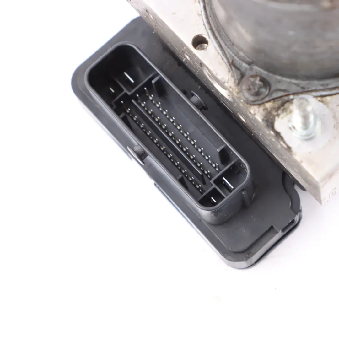 Mercedes W906 Module contrôle la pompe freinage hydraulique ABS - SKU A9069008803 - Numéro de pièce A9069008803