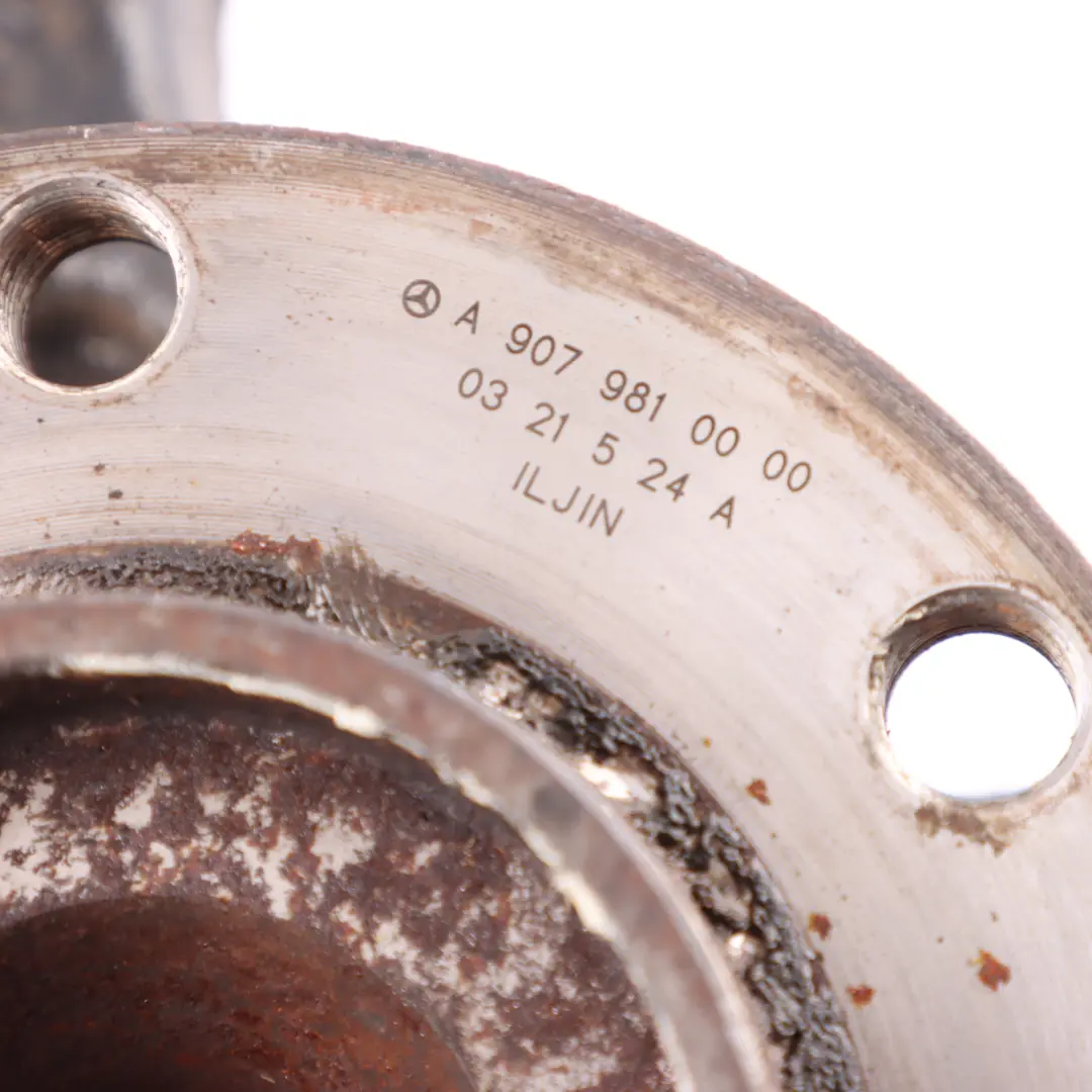 Mercedes W907 Front Left N/S Wheel Carrier Suspension Wheel Hub - SKU A9073300000 - Part number A9073300000
