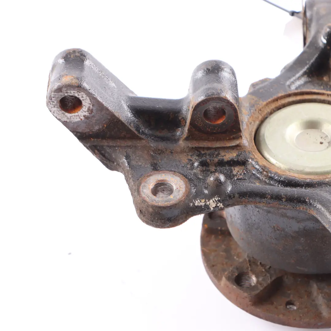 Mercedes Sprinter W907 Support de roue avant gauche Moyeu de roue à suspension - SKU A9073300000 - Numéro de pièce A9073300000