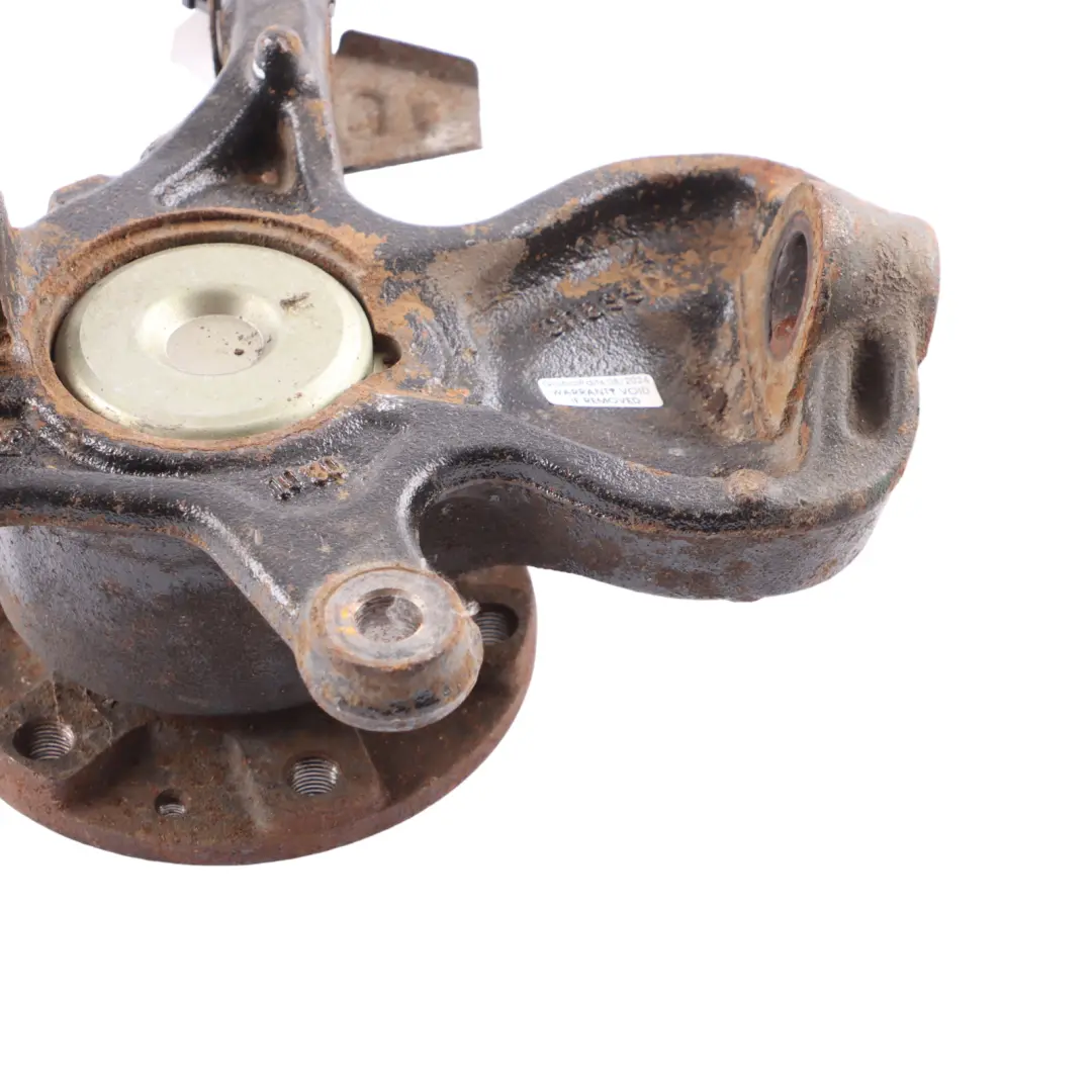 Mercedes Sprinter W907 Support de roue avant gauche Moyeu de roue à suspension - SKU A9073300000 - Numéro de pièce A9073300000