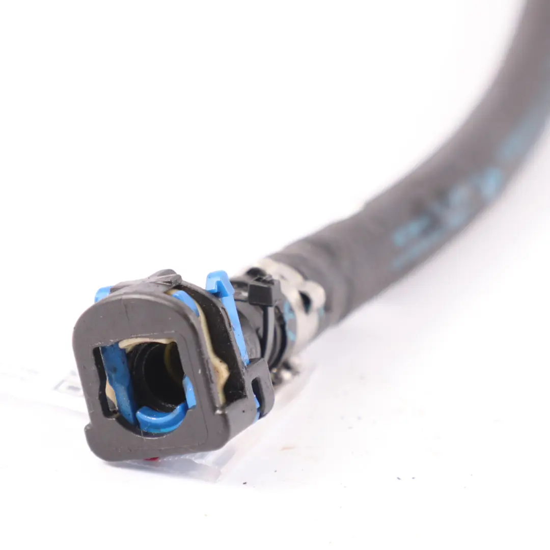 W907 Diesel OM654 Fuel Line Fuel Feed Return Pipe Hose to Mercedes with Part number A9074701802 Mercedes W907 Diesel OM654 Fuel Line Fuel Feed Return Pipe Hose - SKU A9074701802 - Part number A9074701802