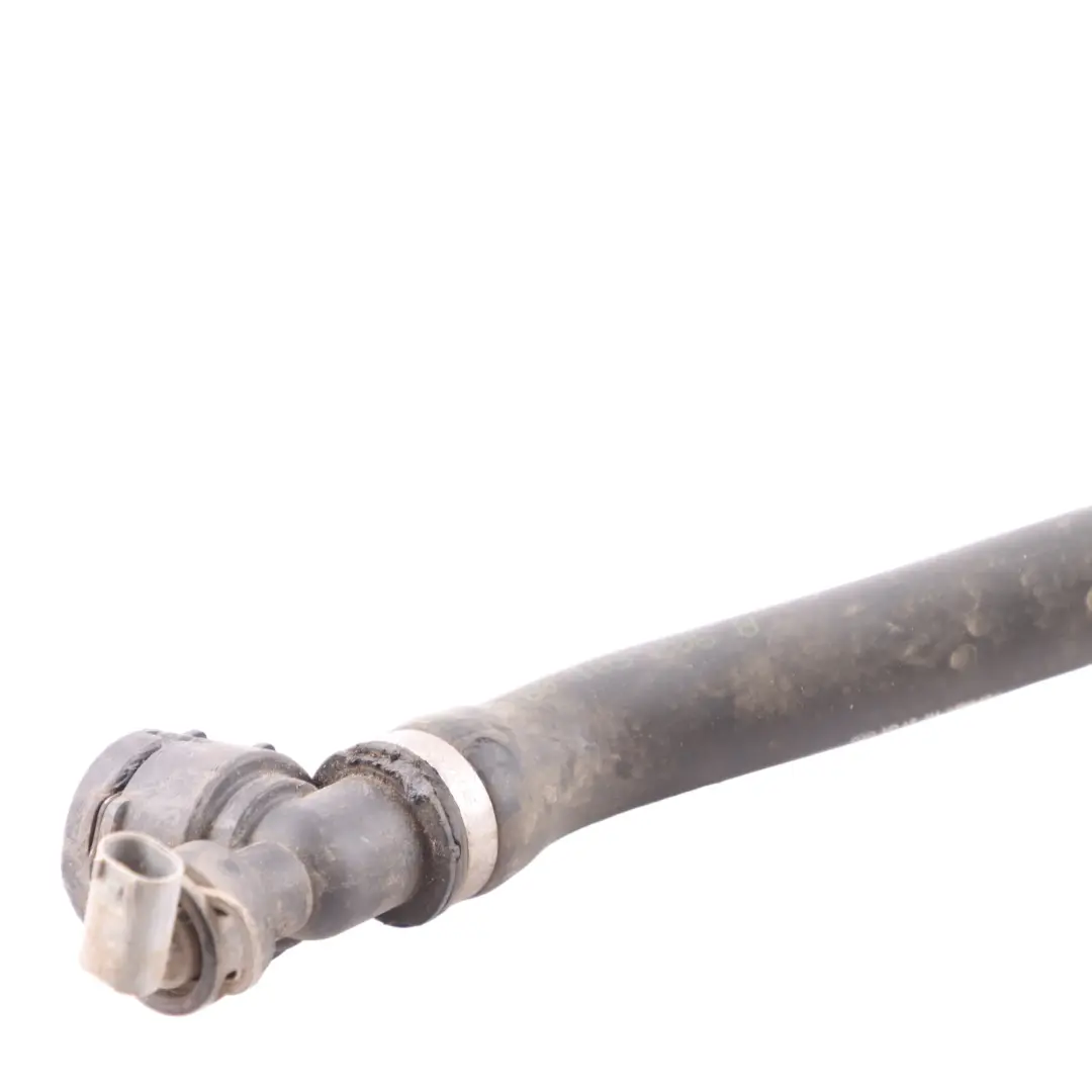 Mercedes W907 OM654 Tuyau d'eau tuyau de refroidissement du moteur - SKU A9075010900 - Numéro de pièce A9075010900
