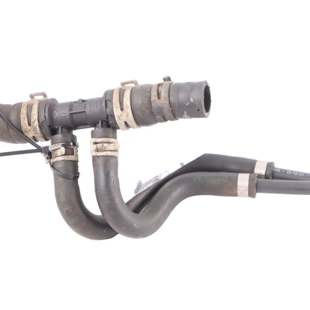 W907 Engine Coolant Hose Cooling Pipe Radiator Line to Mercedes with Part number A9075011900 Mercedes W907 Engine Coolant Hose Cooling Pipe Radiator Line - SKU A9075011900 - Part number A9075011900