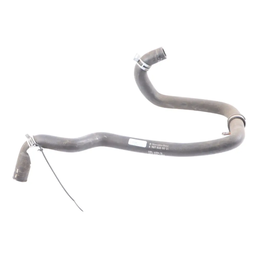 Tuyau d'eau Mercedes Sprinter W907 Échangeur Tuyau refroidissement  - SKU A9078300001 - Numéro de pièce A9078300001