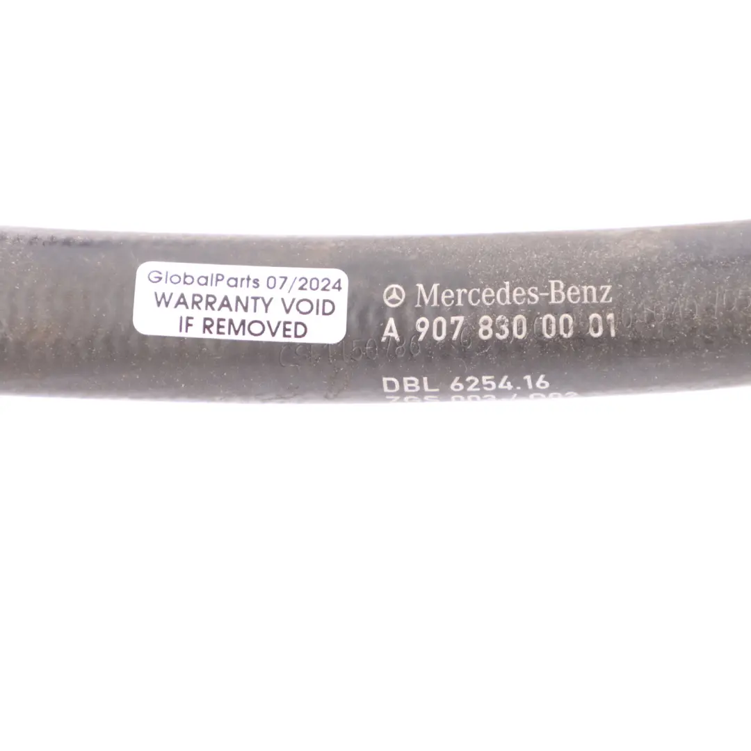 Tuyau d'eau Mercedes Sprinter W907 Échangeur Tuyau refroidissement  - SKU A9078300001 - Numéro de pièce A9078300001