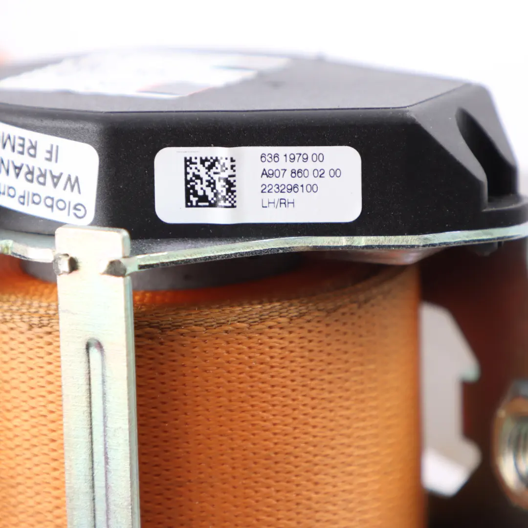 W907 Pas Bezpieczeństwa Prawy Przód Przedni do Mercedes Sprinter o numerze A9078600200 Mercedes Sprinter W907 Pas Bezpieczeństwa Prawy Przód Przedni - SKU A9078600200-1 - Numer Części A9078600200