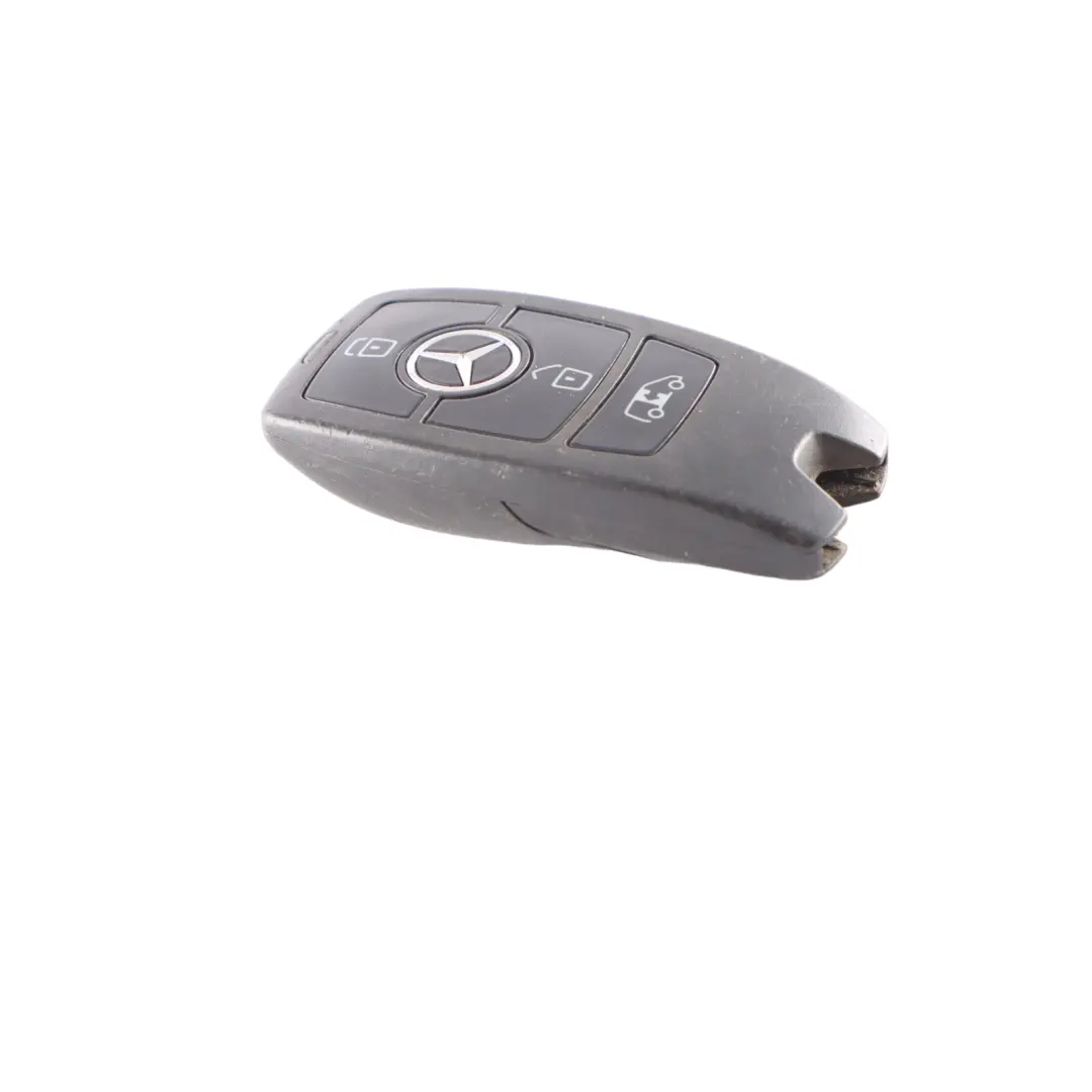Llave a distancia Mercedes W907 W910 Radio Alarma Fob Botón para con número de pieza A9079050507 Llave a distancia Mercedes W907 W910 Radio Alarma Fob Botón - SKU A9079050507 - Número de pieza A9079050507