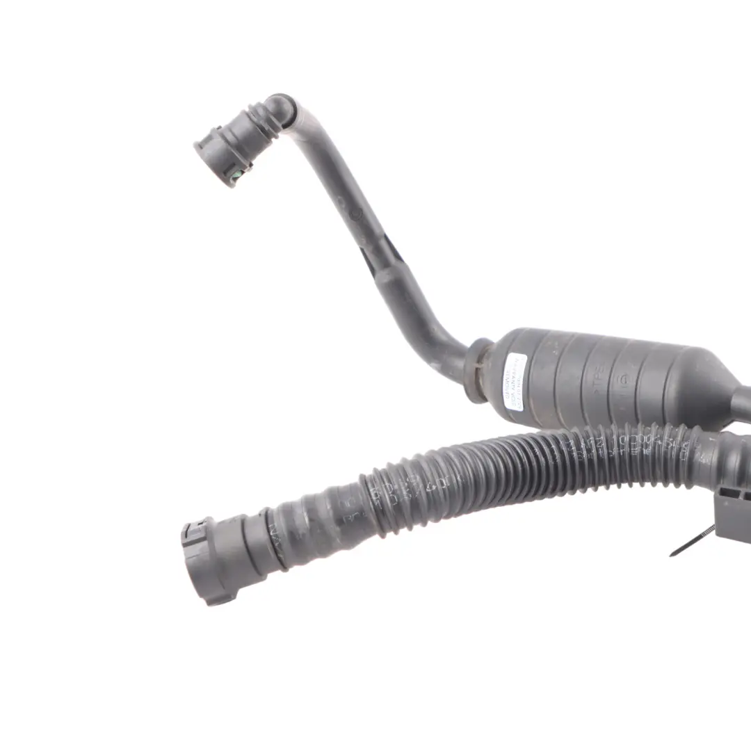 Mercedes Sprinter W910 Tuyau Remplissage Réservoir Carburant Adblue - SKU A9104700100-1 - Numéro de pièce A9104700100