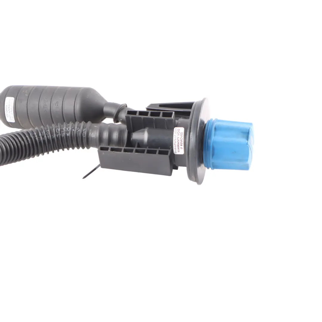 Mercedes Sprinter W910 Tuyau Remplissage Réservoir Carburant Adblue - SKU A9104700100-1 - Numéro de pièce A9104700100