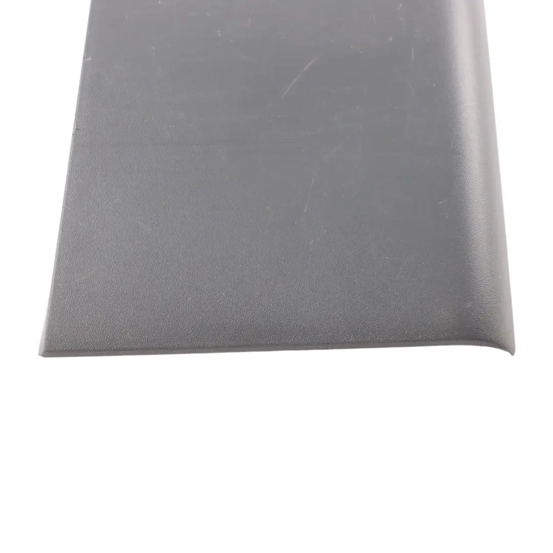 Mercedes Sprinter W907 Moulure De Recouvrement Passager Gauche - SKU A9106906400 - Numéro de pièce A9106906400