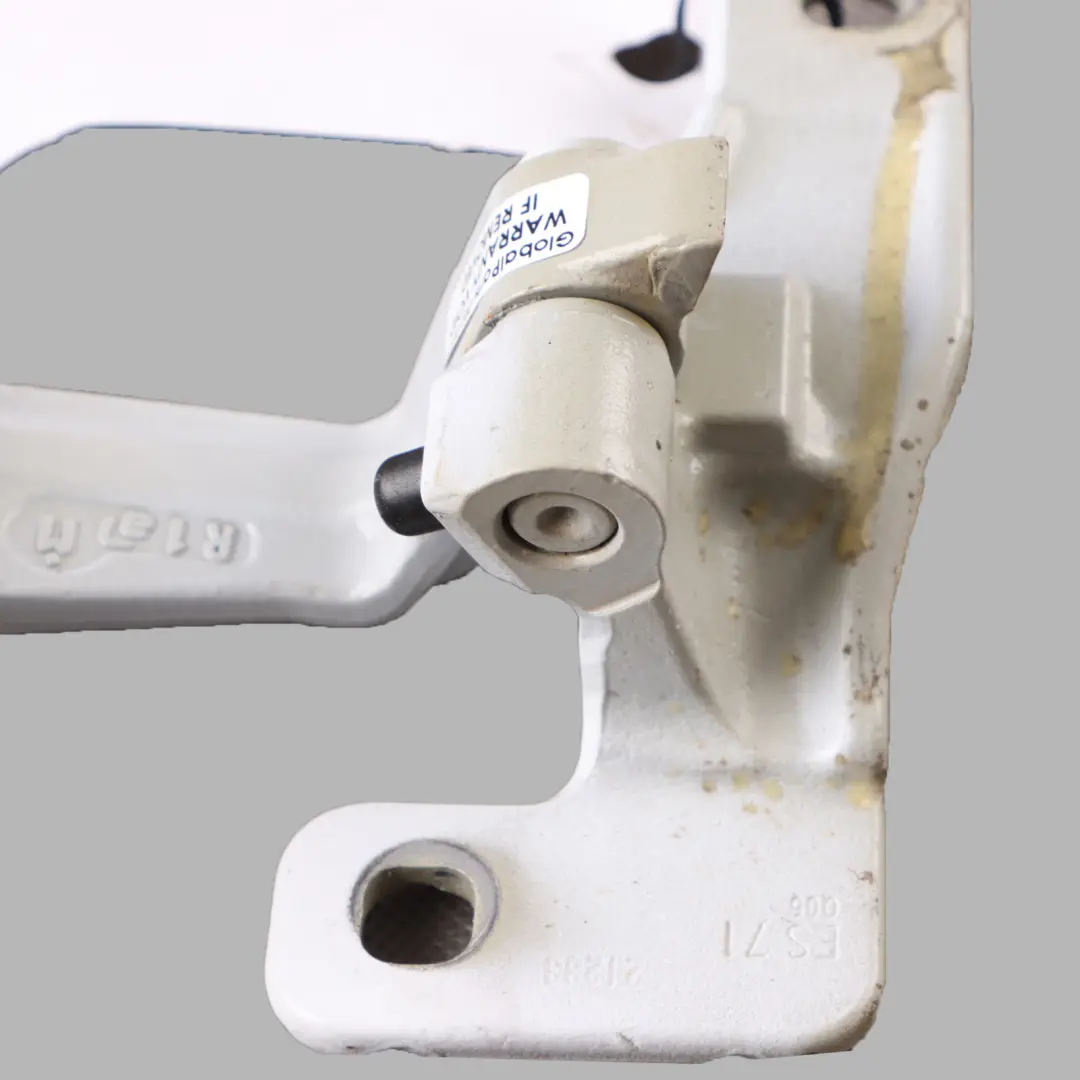 Door Hinge Mercedes W907 W910 Front Right O/S Lower Arctic White - 9147 to with Part number A9107201600 Door Hinge Mercedes W907 W910 Front Right O/S Lower Arctic White - 9147 - SKU A9107201600-ARW - Part number A9107201600