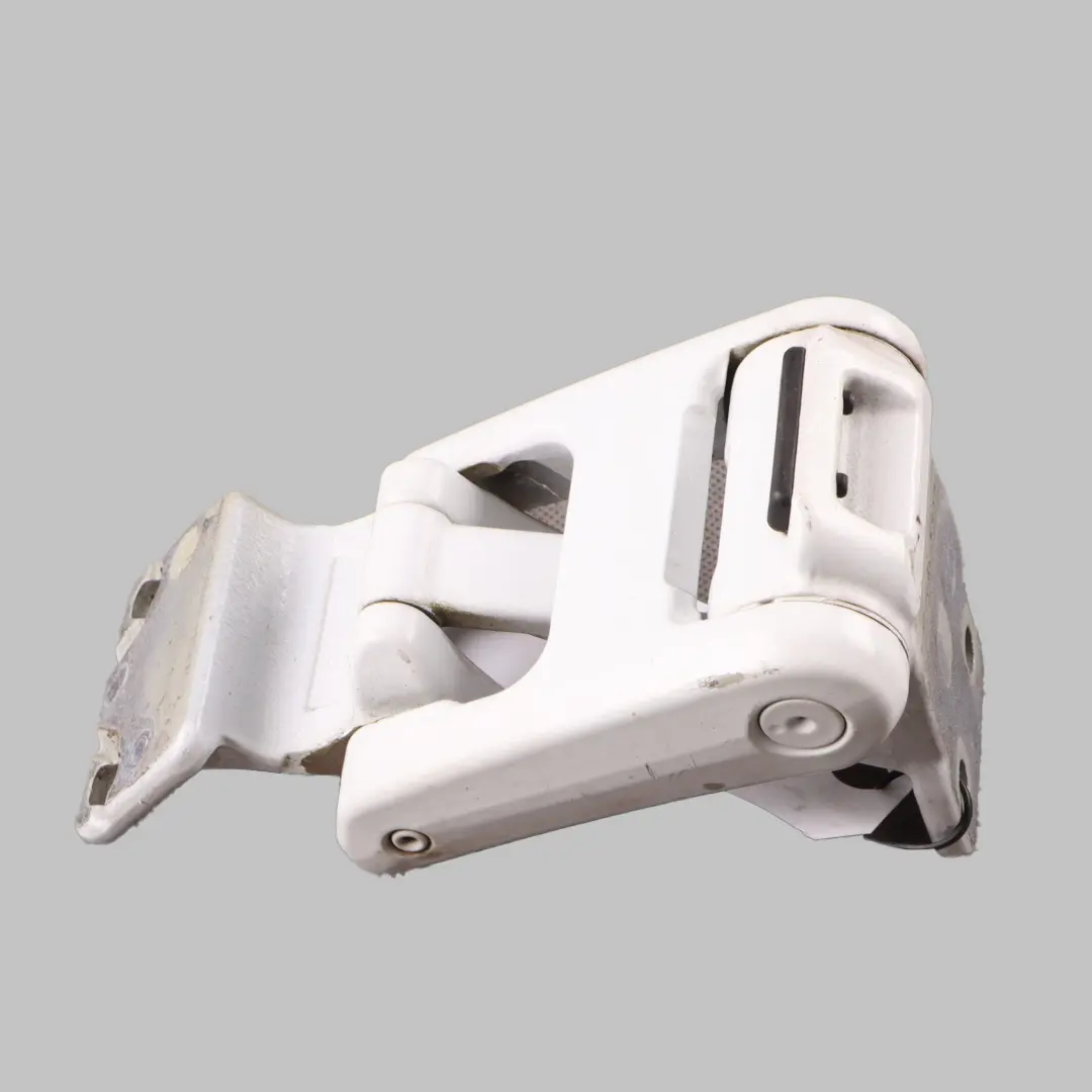 Door Hinge Mercedes W907 W910 Rear Left N/S Lower Arctic White - 9147 to with Part number A9107409500 Door Hinge Mercedes W907 W910 Rear Left N/S Lower Arctic White - 9147 - SKU A9107409500-ARW - Part number A9107409500