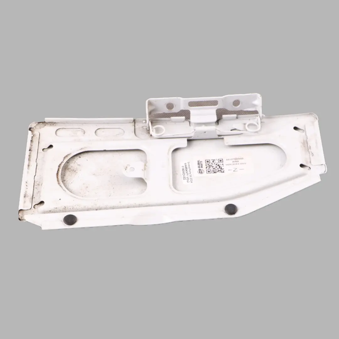 Mercedes W907 W910 Korek Wlewu Paliwa Biały - SKU A9107500000-ARW - Numer Części A9107500000