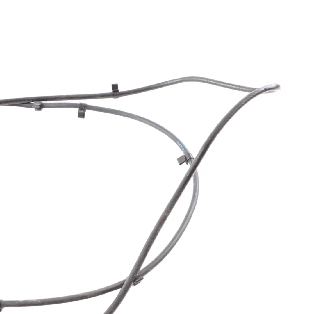 Mercedes W907 Tuyau Lave-Glace Et Buse Pulvérisation Pare-Brise - SKU A9108692400 - Numéro de pièce A9108692400