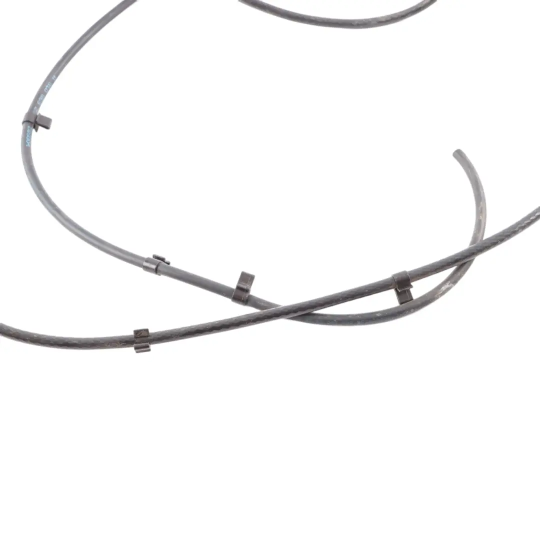 W907 Lavaparabrisas Boquilla Manguera De Pulverización para Mercedes con número de pieza A9108692400 Mercedes W907 Lavaparabrisas Boquilla Manguera De Pulverización - SKU A9108692400 - Número de pieza A9108692400