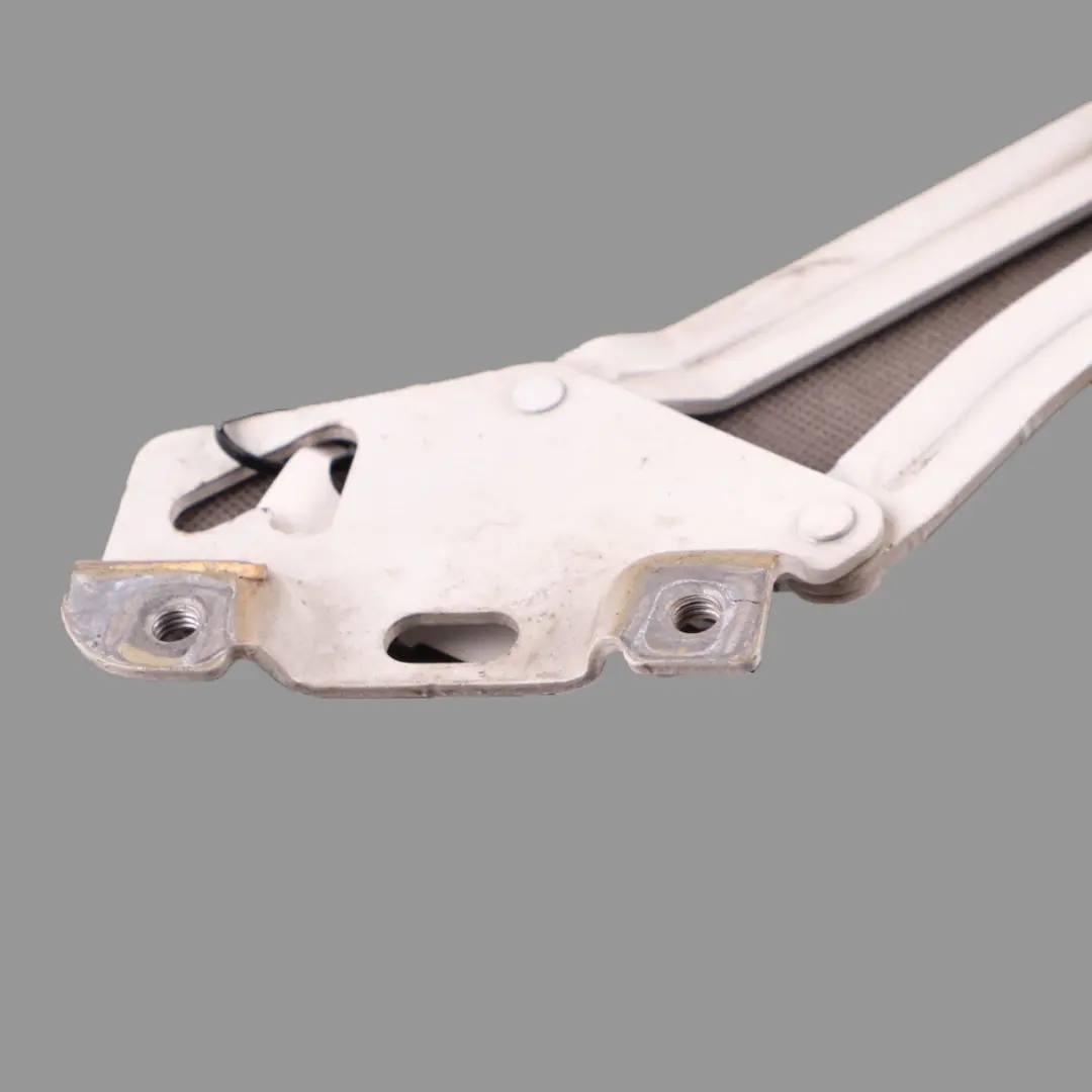 W907 Capó Bisagra Delantera Derecha Blanco para Mercedes con número de pieza A9108803100 Mercedes W907 Capó Bisagra Delantera Derecha Blanco - SKU A9108803100 - Número de pieza A9108803100