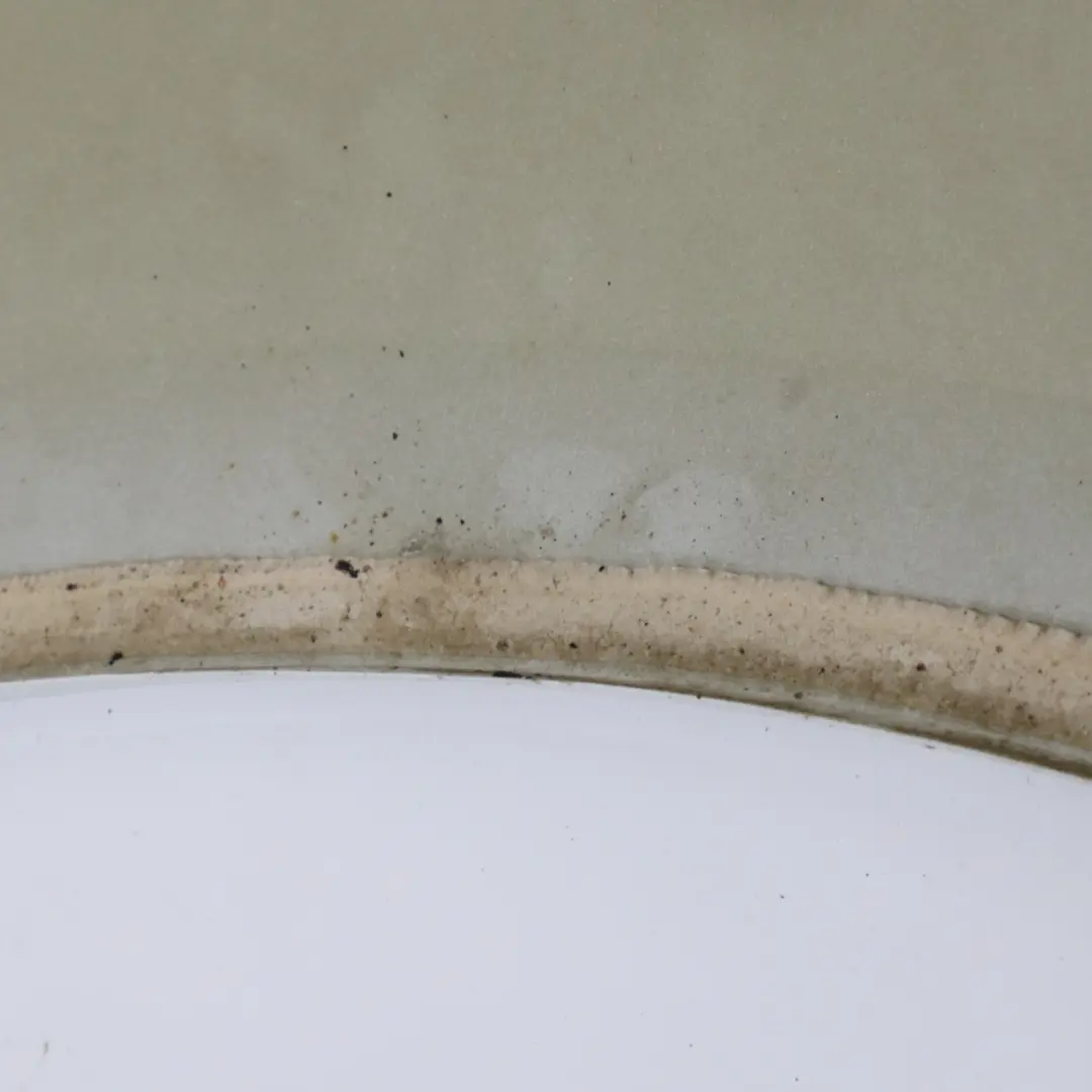 W907 Pannello laterale anteriore destro ala Arctic White 9147 per Mercedes Sprinter con numero di parte A9108810100 Mercedes Sprinter W907 Pannello laterale anteriore destro ala Arctic White 9147 - SKU A9108810100-ARW1 - Numero di parte A9108810100