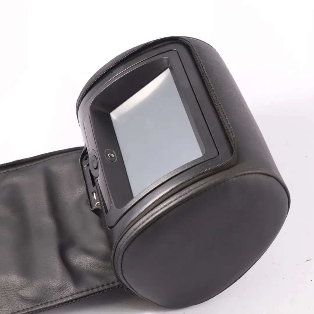 BMW Universal Reposacabezas de cuero Pantallas 8,5" DVD Interfaz USB - SKU BMW Universal Leather Headrest Screen - Número de pieza Does Not Apply