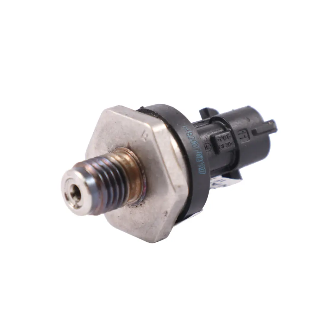 Nissan Qashqai K9K Diesel Fuel Rail Control Pressure Sensor Unit A6560707000 - SKU H8200703127 - Part number H8200703127