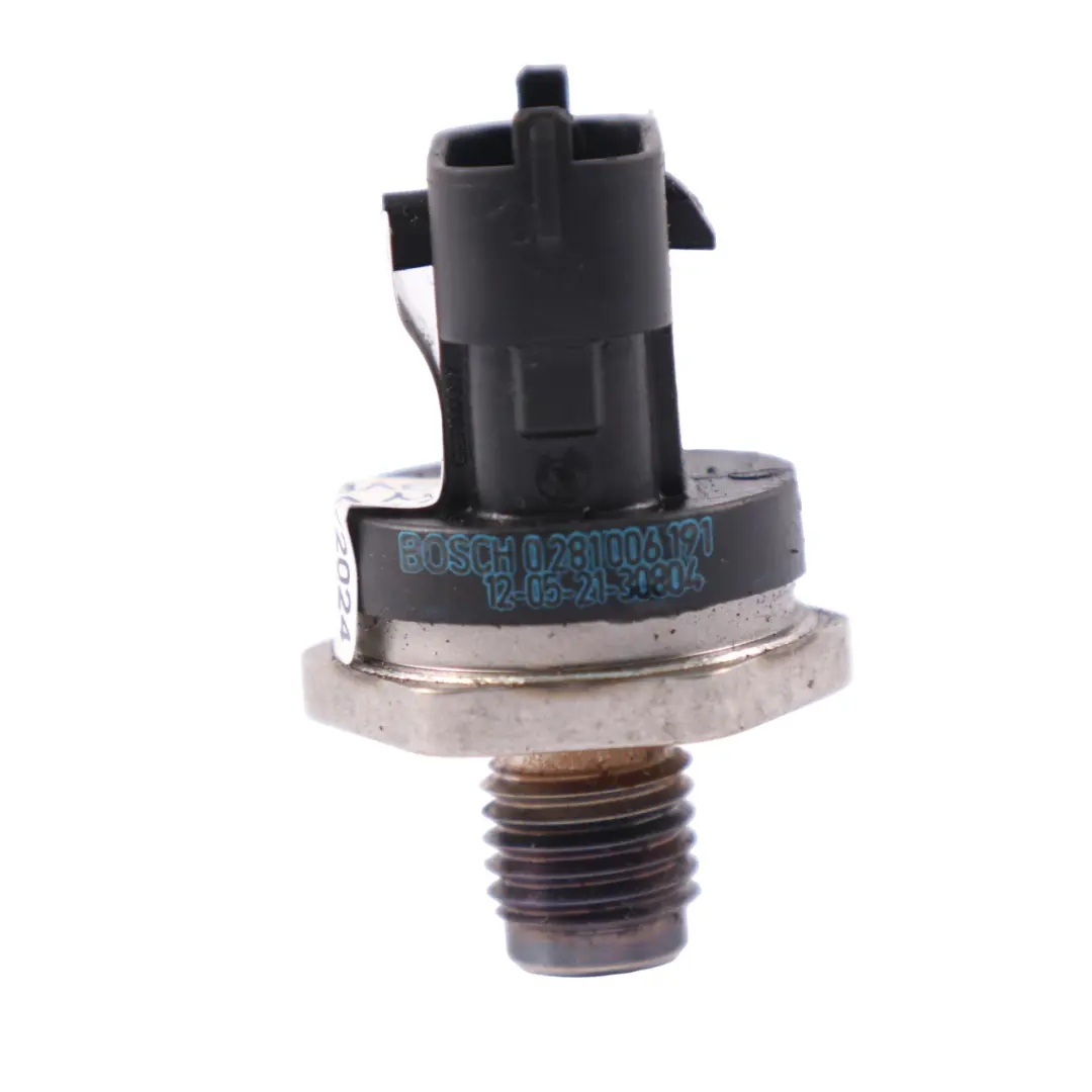Nissan Qashqai K9K Diesel Fuel Rail Control Pressure Sensor Unit A6560707000 - SKU H8200703127 - Part number H8200703127