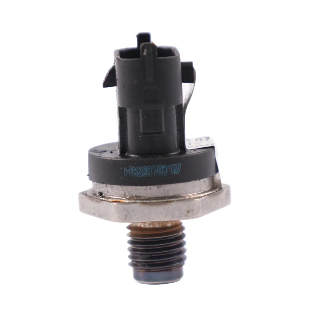 Nissan Qashqai K9K Diesel Capteur pression d'alimentation carburant - SKU H8200703127 - Numéro de pièce H8200703127