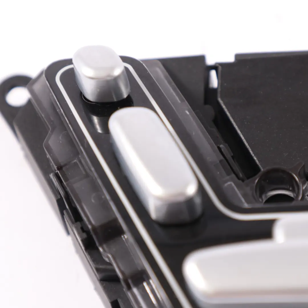 Mercedes W221 Panel Przełącznik Fotela Drzwi Lewy Tył - SKU lhd-A2218709458 - Numer Części A2218709458