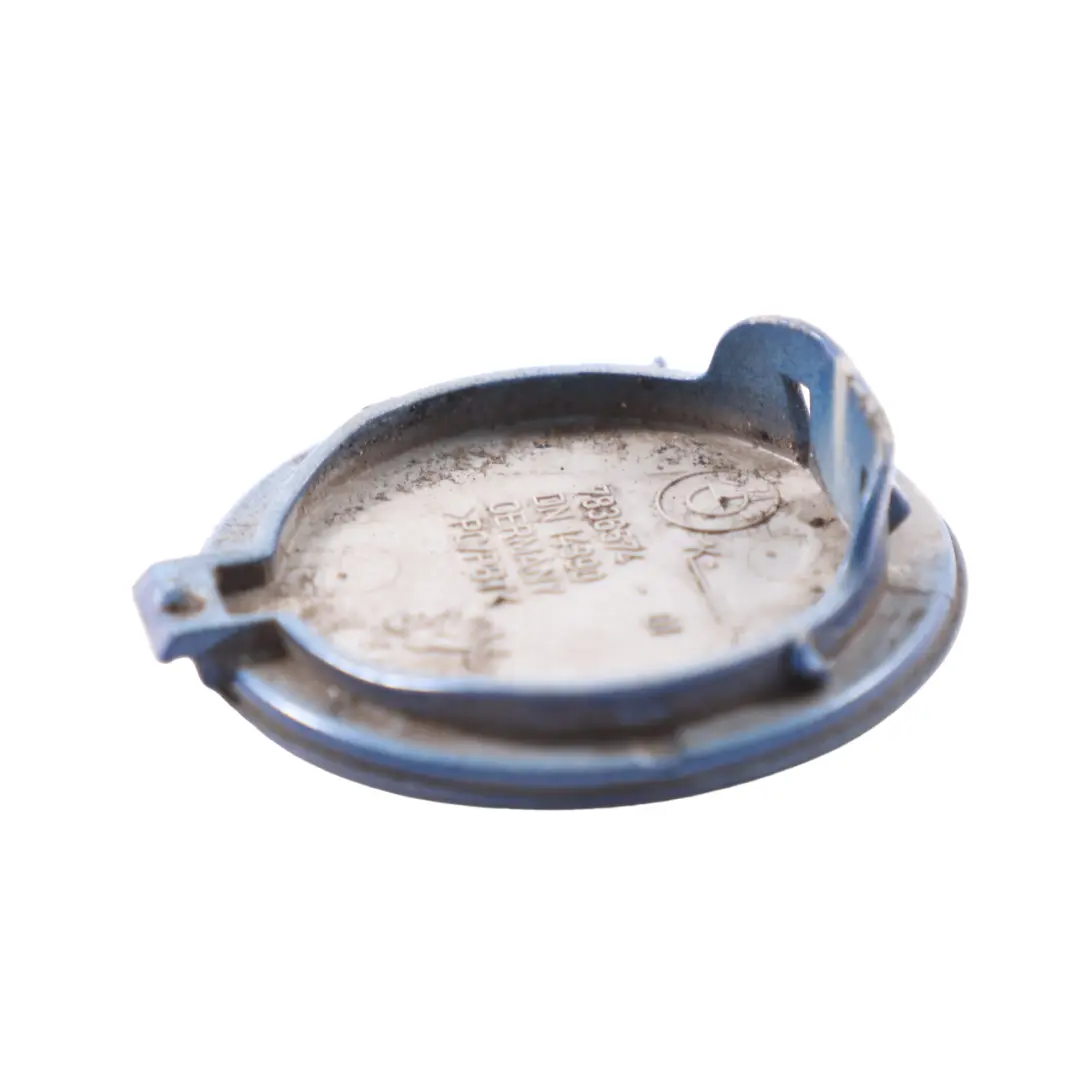 Zaślepka Ucha Holowniczego Zderzaka Przód Le Mans Blue do BMW E81 E87 M Sport o numerze P0033763 BMW E81 E87 M Sport Zaślepka Ucha Holowniczego Zderzaka Przód Le Mans Blue - SKU P0033763-LMB1 - Numer Części P0033763