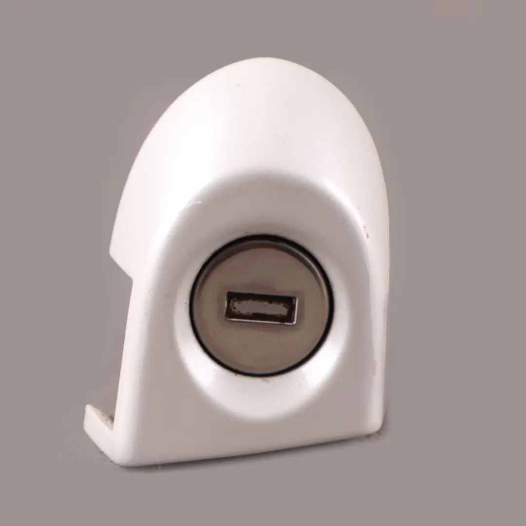 Grab Handle Front Right Door O/S Mineralweiss Mineral White - A96 to BMW F20 F30 with Part number 0445184 BMW F20 F30 Grab Handle Front Right Door O/S Mineralweiss Mineral White - A96 - SKU rhd-0445184-MW1 - Part number 0445184