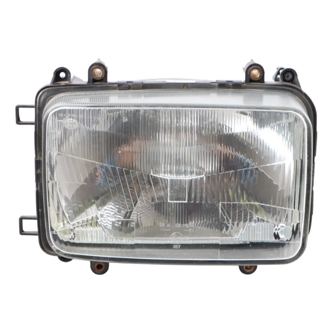 85CF Headlight Headlamp Lamp Halogen Front Right O/S to DAF with Part number 1293371 DAF 85CF Headlight Headlamp Lamp Halogen Front Right O/S - SKU rhd-1293371 - Part number 1293371