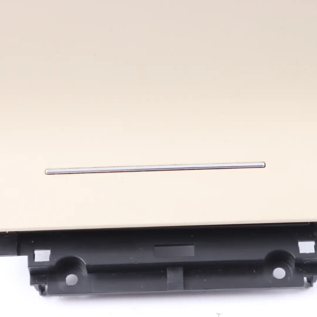 Centre Console Panel Tray Compartment Cover Ivory to Skoda Octavia II with Part number 1Z2857962 Skoda Octavia II Centre Console Panel Tray Compartment Cover Ivory - SKU rhd-1Z2857962 - Part number 1Z2857962