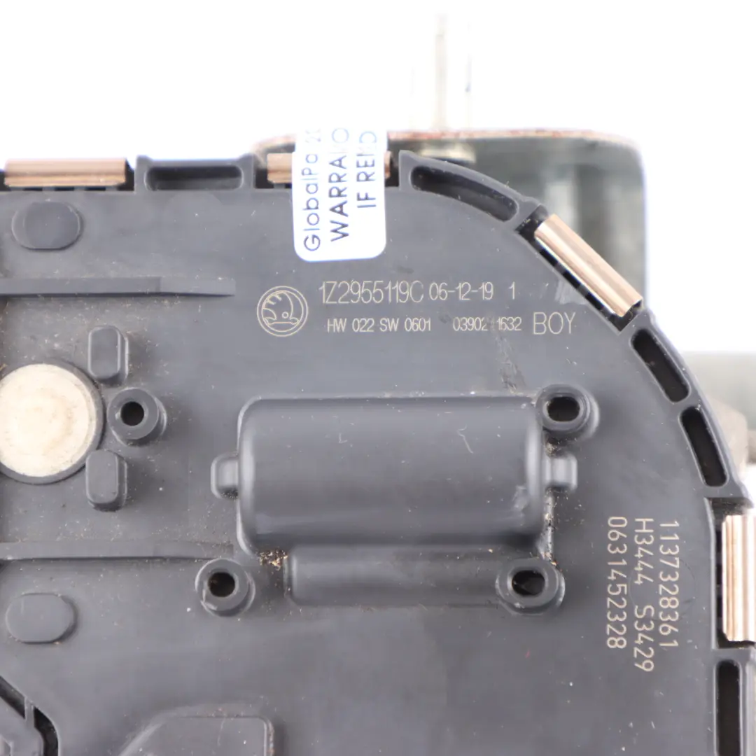 Windshield Wiper Front Window Motor Drive Unit to Skoda Octavia II with Part number 1Z2955119C Skoda Octavia II Windshield Wiper Front Window Motor Drive Unit - SKU rhd-1Z2955119C - Part number 1Z2955119C