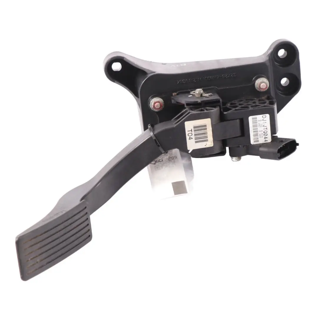 Accelerator Throttle Gas Pedal Assembly to Hyundai H - 1 with Part number 32700-4H800 Hyundai H - 1 Accelerator Throttle Gas Pedal Assembly - SKU rhd-32700-4H800 - Part number 32700-4H800