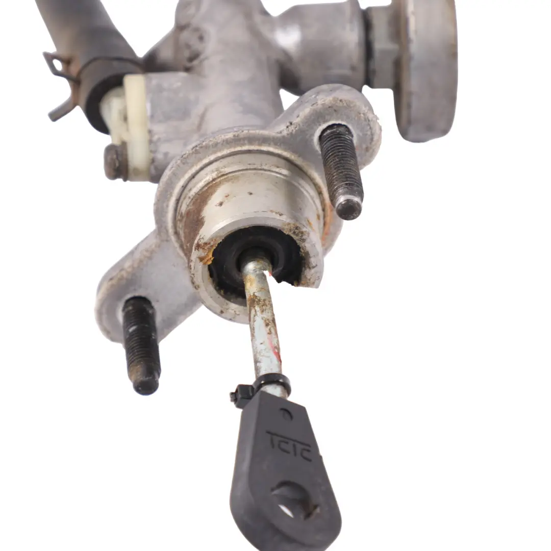 Hyundai H - 1 Clutch Master Cylinder - SKU rhd-41600-4H900 - Part number 41600-4H900