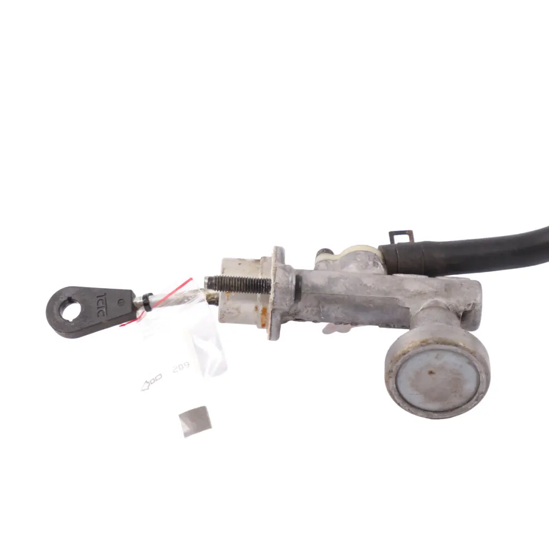 Clutch Master Cylinder to Hyundai H - 1 with Part number 41600-4H900 Hyundai H - 1 Clutch Master Cylinder - SKU rhd-41600-4H900 - Part number 41600-4H900