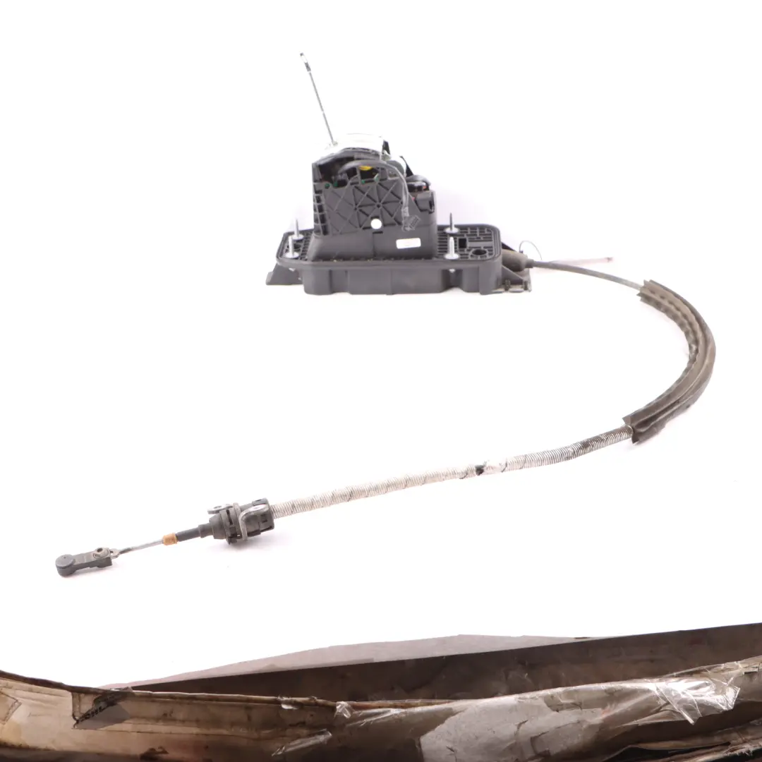 Gearbox Shifter Linkage Assembly to Volkswagen Tiguan 5N Gear Automatic with Part number 5N2713041 Volkswagen Tiguan 5N Gear Automatic Gearbox Shifter Linkage Assembly - SKU rhd-5N2713041 - Part number 5N2713041