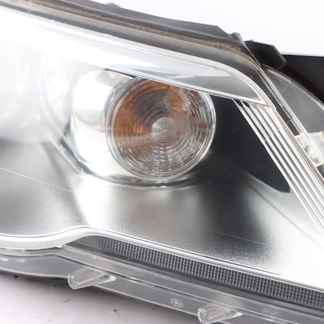 Front Dynamic Headlamp Bi-Xenon Lamp Right O/S to Volkswagen Tiguan 5N with Part number 5N2941040H Volkswagen Tiguan 5N Front Dynamic Headlamp Bi-Xenon Lamp Right O/S - SKU rhd-5N2941040H - Part number 5N2941040H