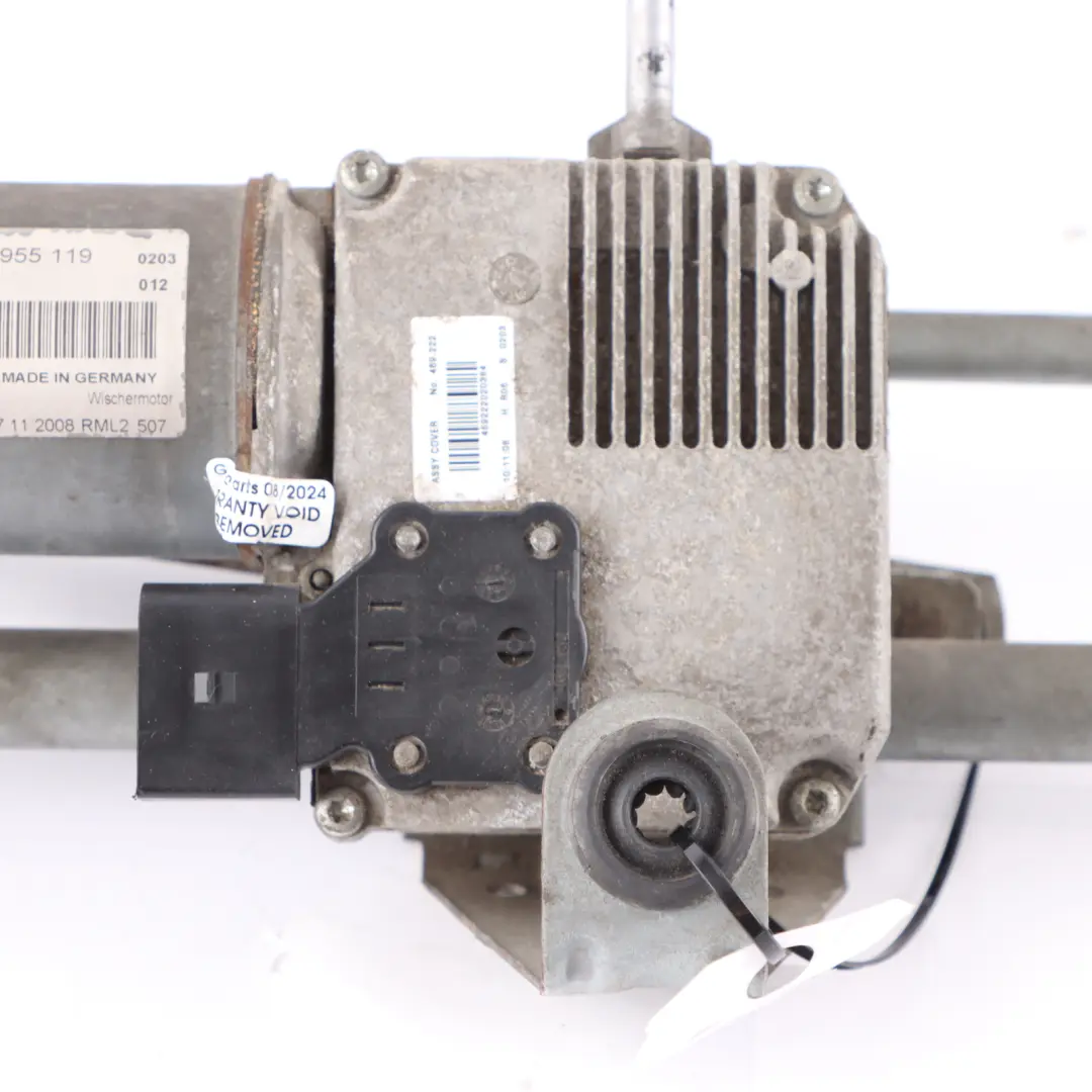 Wiper Motor Windscreen Linkage Wiper System to Volkswagen Tiguan 5N with Part number 5N2955023A Volkswagen Tiguan 5N Wiper Motor Windscreen Linkage Wiper System - SKU rhd-5N2955023A - Part number 5N2955023A