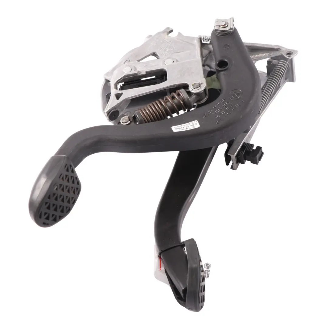 Foot Controls Clutch Brake Pedals to BMW E81 E87 E90 E91 E92 E93 LCI with Part number 6762250 BMW E81 E87 E90 E91 E92 E93 LCI Foot Controls Clutch Brake Pedals - SKU rhd-6762250-1 - Part number 6762250
