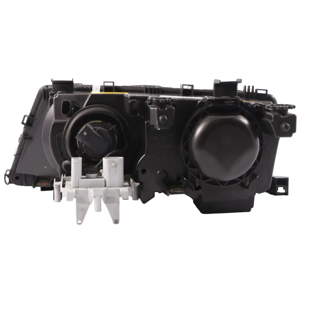 Front Headlight Bi Xenon Right O/S Lamp to BMW E46 with Part number 7165822 BMW E46 Front Headlight Bi Xenon Right O/S Lamp - SKU rhd-7165822 - Part number 7165822