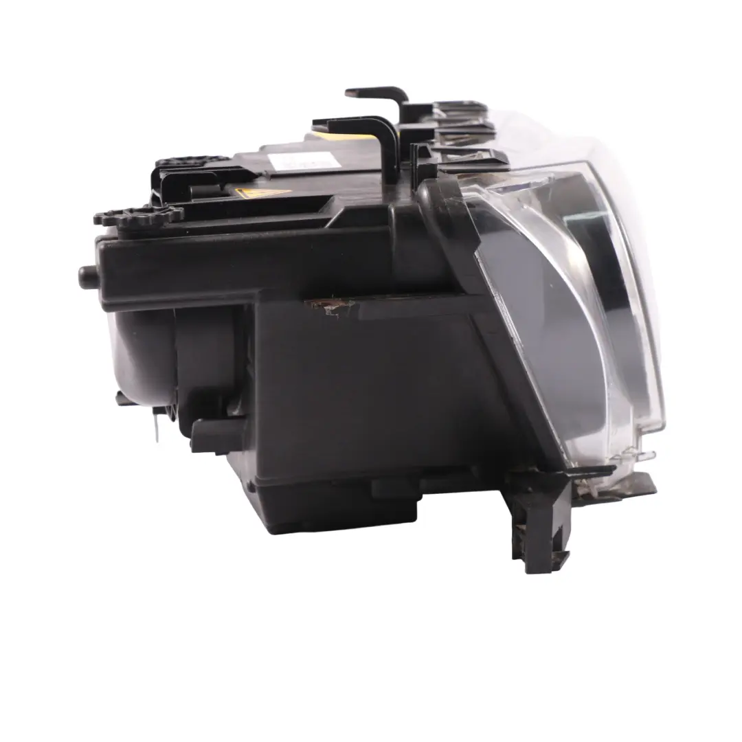 Front Headlight Bi Xenon Right O/S Lamp to BMW E46 with Part number 7165822 BMW E46 Front Headlight Bi Xenon Right O/S Lamp - SKU rhd-7165822 - Part number 7165822