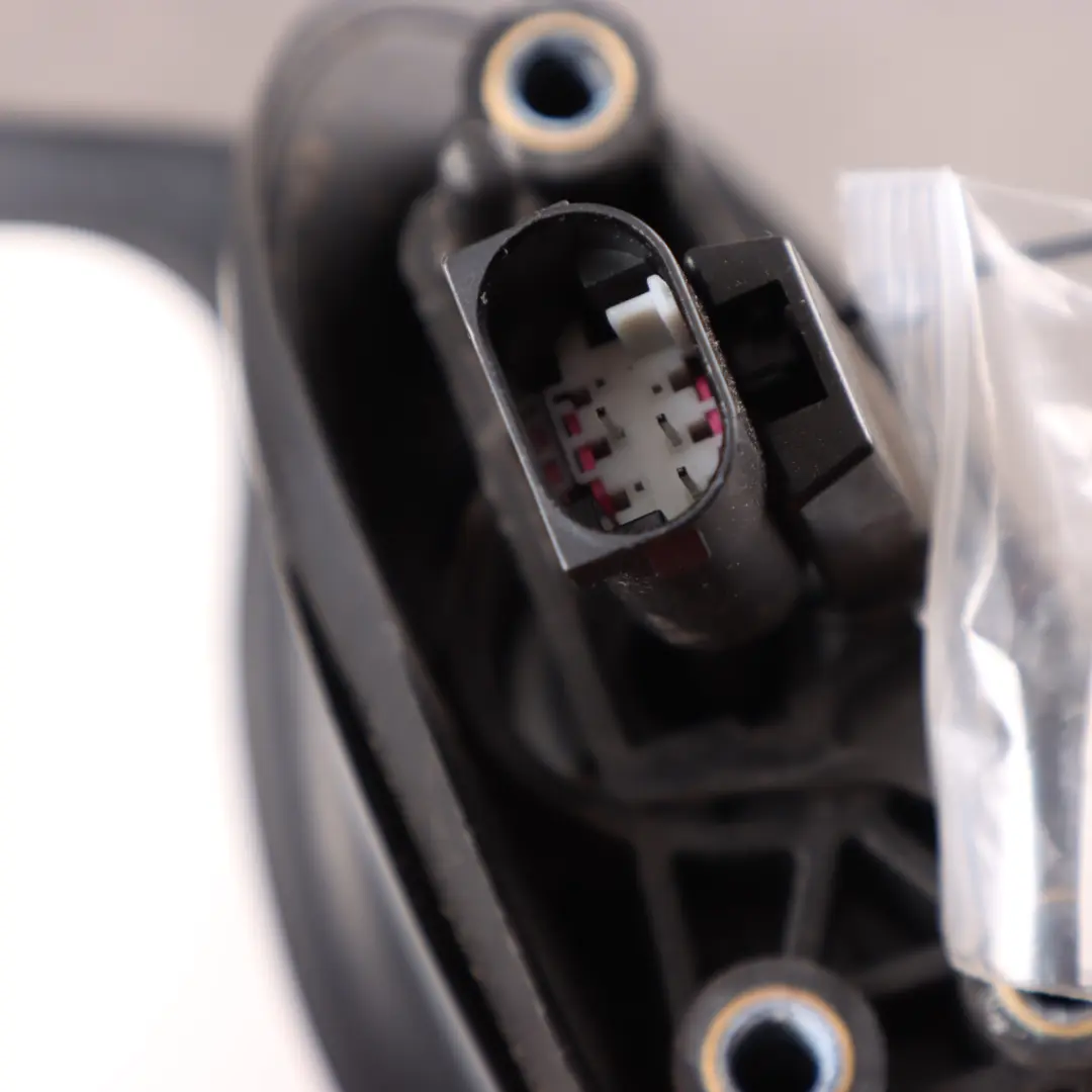 Wing Mirror Mini R50 R53 Exterior Heated Left Door N/S White 3 Pins to with Part number 7192471 Wing Mirror Mini R50 R53 Exterior Heated Left Door N/S White 3 Pins - SKU rhd-7192471-WHI1 - Part number 7192471