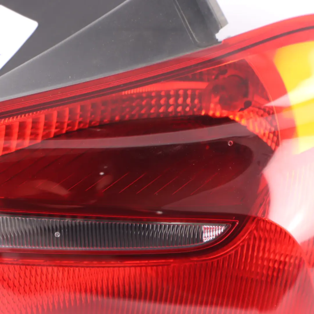 Lamp BMW F20 F21 Tail Light White Turn Indicator Right O/S to Rear with Part number 7270098 Rear Lamp BMW F20 F21 Tail Light White Turn Indicator Right O/S - SKU rhd-7270098-4 - Part number 7270098