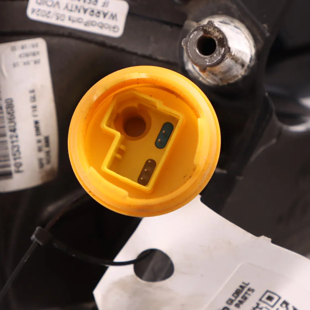 Wing Mirror BMW F10 F11 LCI Heated Right O/S Door Shadow Line Alpine White - 300 to with Part number 7350690 Wing Mirror BMW F10 F11 LCI Heated Right O/S Door Shadow Line Alpine White - 300 - SKU rhd-7350690-AW - Part number 7350690